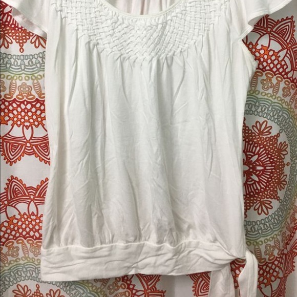 ELLE braided neckline Blouse - Picture 4 of 4